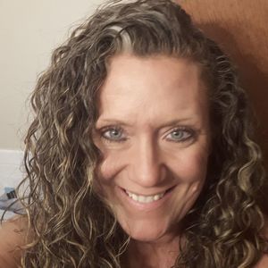 Meet your Posher, Carrie